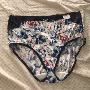 Lane Bryant Intimates & Sleepwear - Lane Bryant - No Show Full Brief Panty with Lace Lane Bryant Intimates & Sleepwear - Lane Bryant - No Show Full Brief Panty with Lace